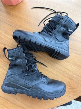 GORE-TEX Black Tactical Lace-Up Waterproof Boots